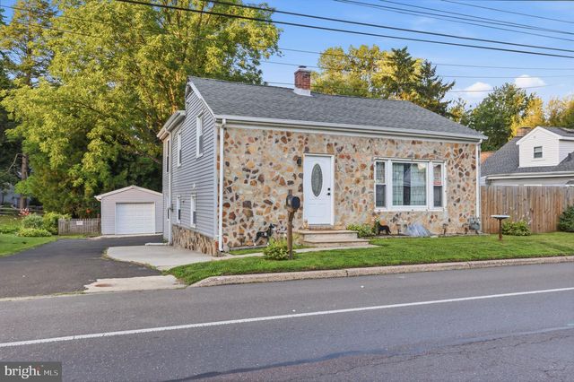 125 COUNTY LINE RD, Feasterville Trevose, PA 19053