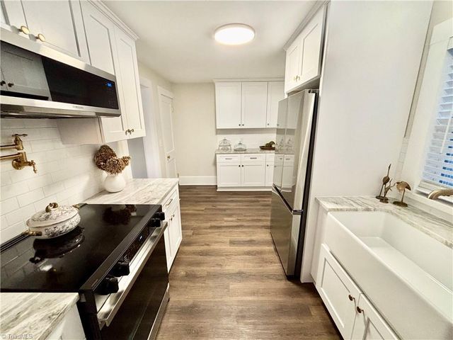 1147 Johnsontown Road, Thomasville, NC 27360