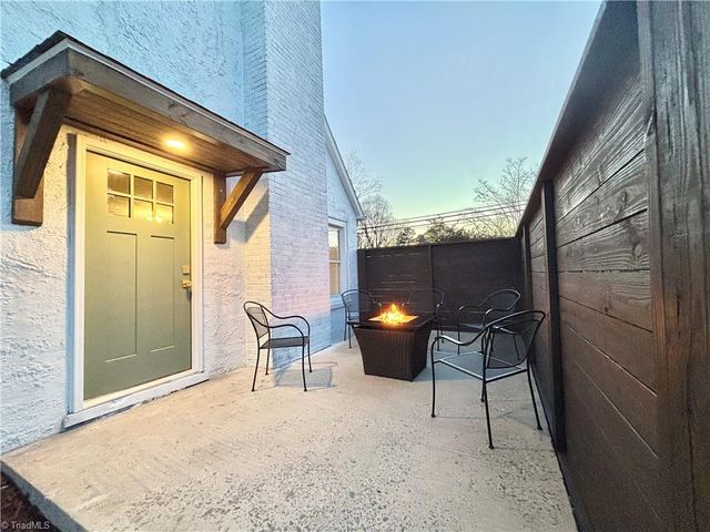 1147 Johnsontown Road, Thomasville, NC 27360