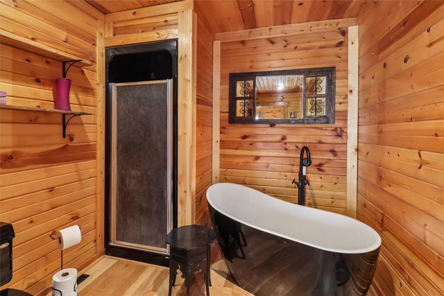 7812 & 7824 N 67th Avenue E, Kellogg, IA 50135