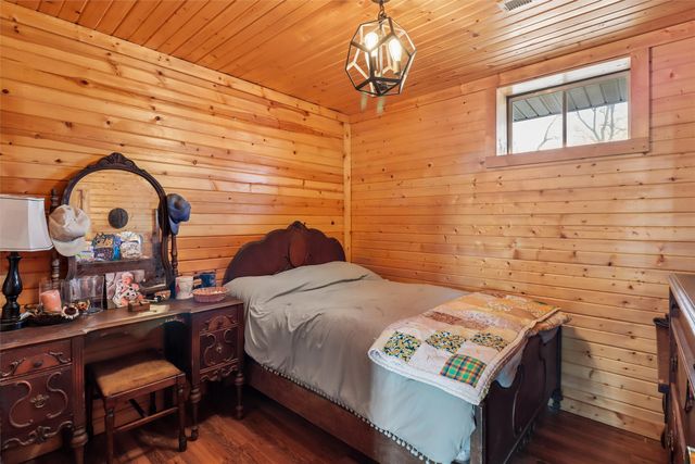 7812 & 7824 N 67th Avenue E, Kellogg, IA 50135