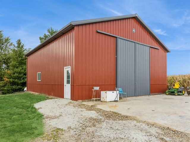7812 & 7824 N 67th Avenue E, Kellogg, IA 50135