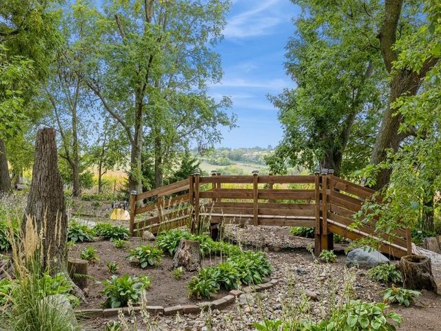 7812 & 7824 N 67th Avenue E, Kellogg, IA 50135