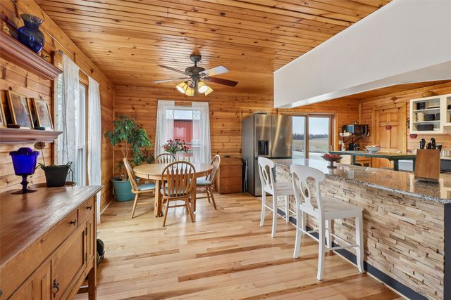 7812 & 7824 N 67th Avenue E, Kellogg, IA 50135