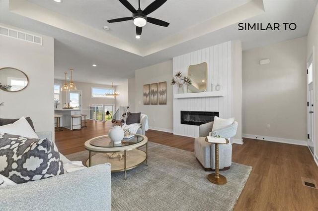 615 NW Georgetown Drive, Waukee, IA 50263