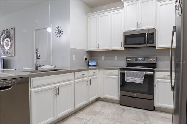 12109 SCRUB PALM LANE, Orlando, FL 32824