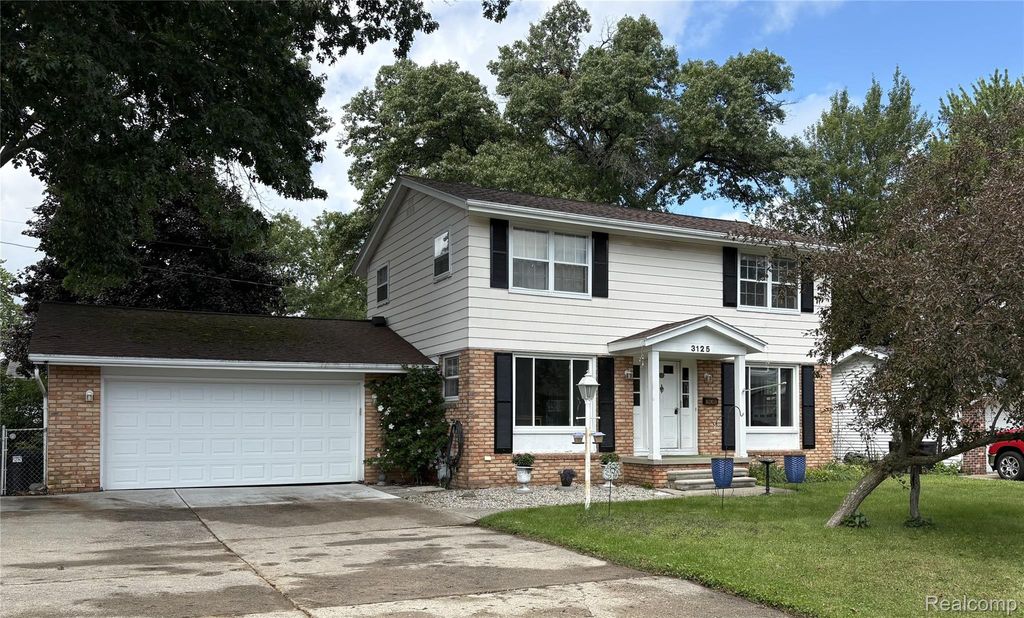 3125 Elk Street, Port Huron, MI 48060