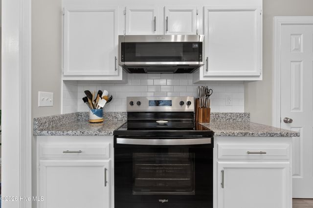 813 N 7th Street, Wilmington, NC 28401