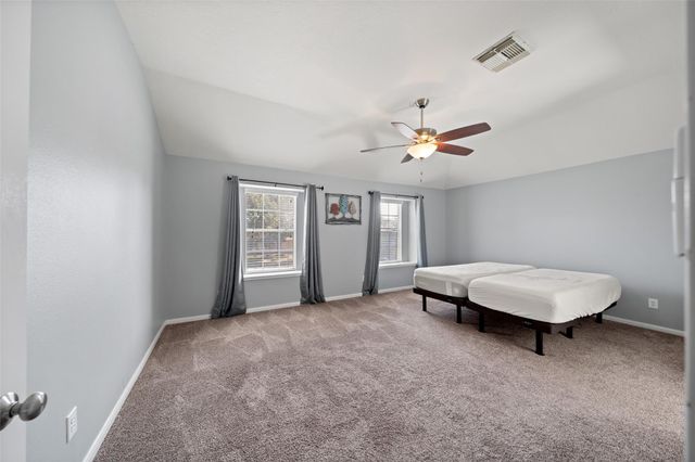 3504 Stonegate Circle, Pearland, TX 77584