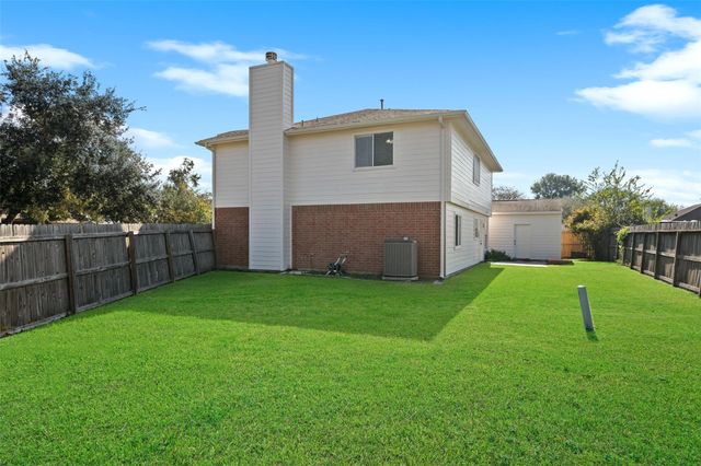 3504 Stonegate Circle, Pearland, TX 77584