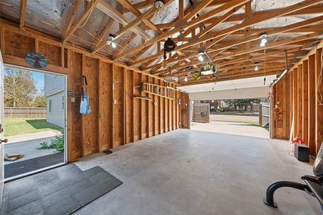 3504 Stonegate Circle, Pearland, TX 77584