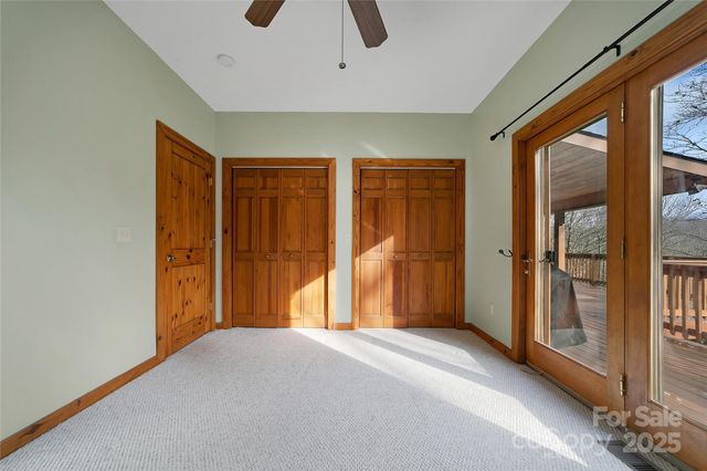 42 Tsitsi Court, Brevard, NC 28712