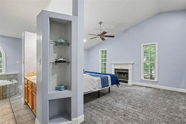 8172 Manor DR, Gloucester, VA 23061