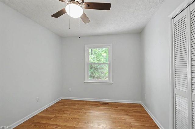 8172 Manor DR, Gloucester, VA 23061