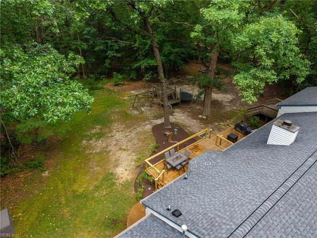 8172 Manor DR, Gloucester, VA 23061