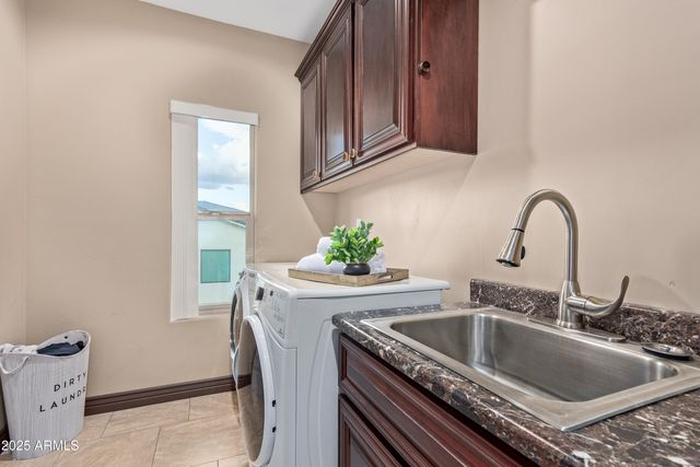 8315 E PALM Lane, Mesa, AZ 85207