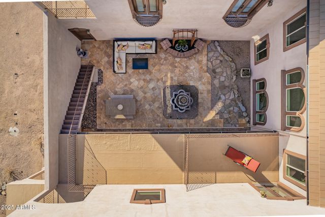 8315 E PALM Lane, Mesa, AZ 85207