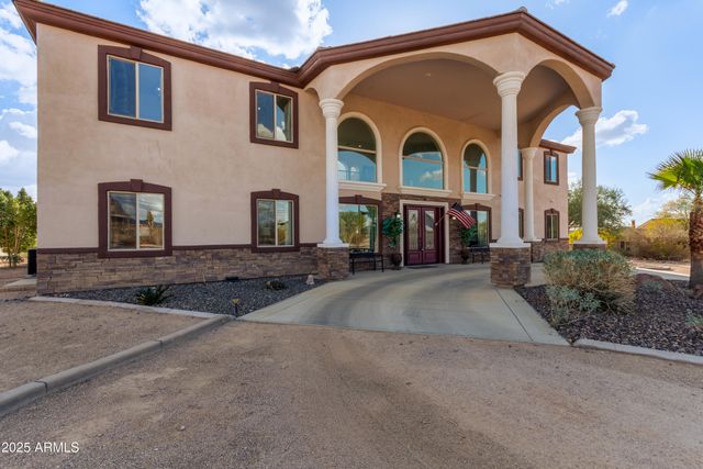 8315 E PALM Lane, Mesa, AZ 85207