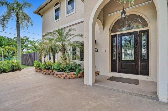 4500 SW 25th Terrace, Dania Beach, FL 33312