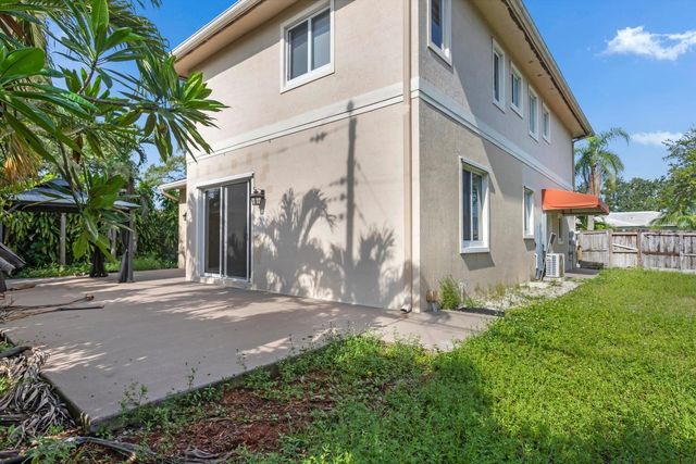 4500 SW 25th Terrace, Dania Beach, FL 33312