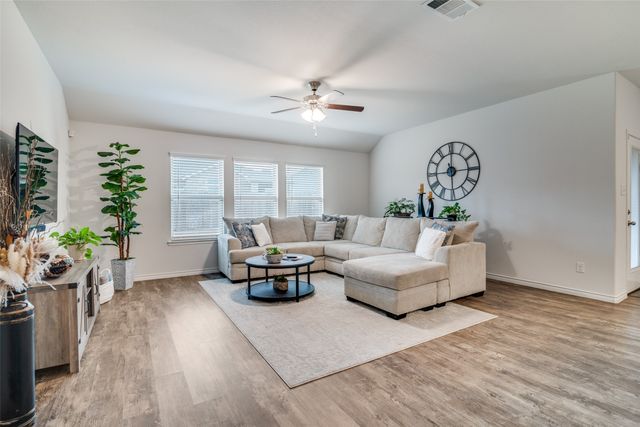 3213 Hollow Branch Drive, Royse City, TX 75189