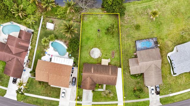 144 Bilbao Street, Royal Palm Beach, FL 33411