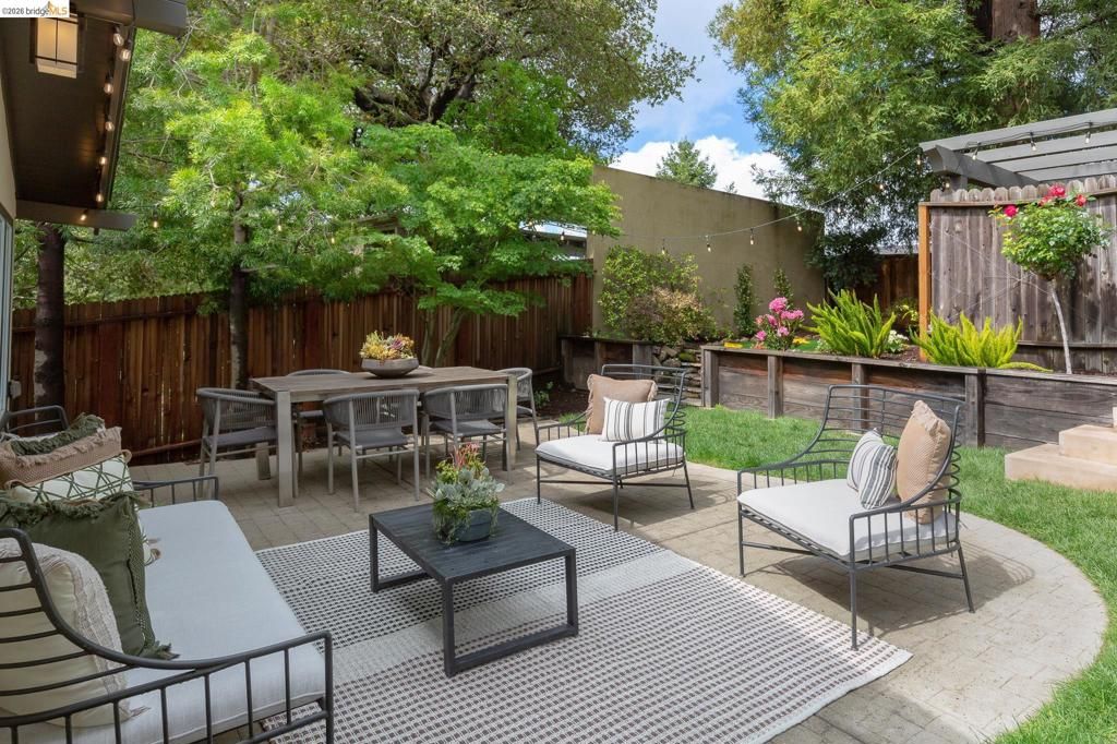 Image 50 of property listing at 153 Arbor Dr, Piedmont, CA 94610