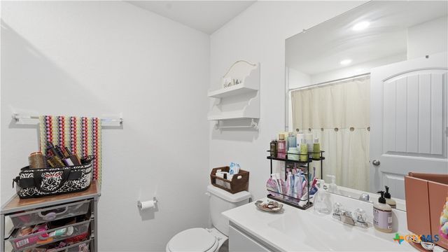 437 Signe, Seguin, TX 78155