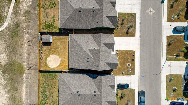 437 Signe, Seguin, TX 78155