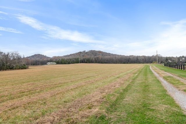 3100 Floyd Rd, Eagleville, TN 37060