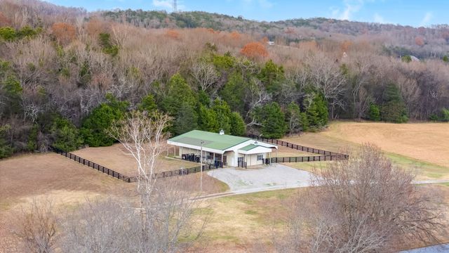 3100 Floyd Rd, Eagleville, TN 37060