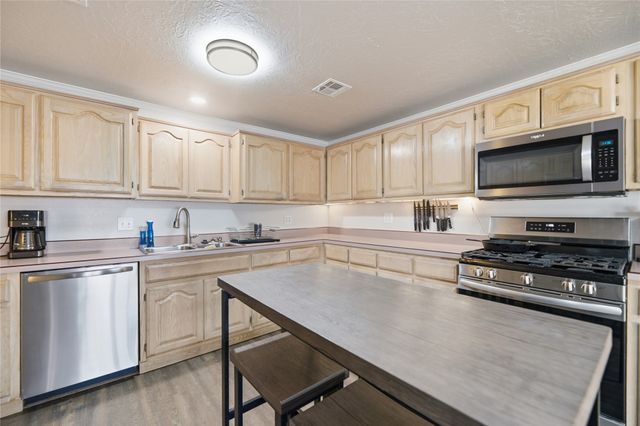 423 E Beaver Street, Jenks, OK 74037