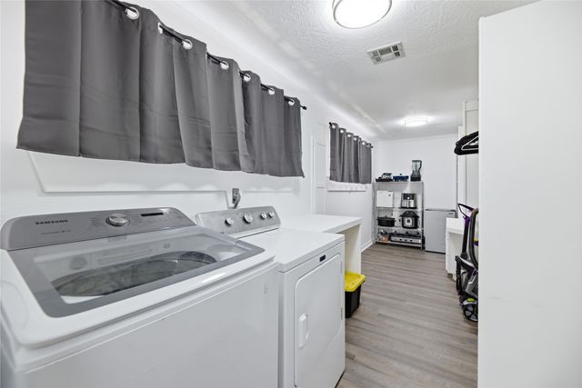 423 E Beaver Street, Jenks, OK 74037