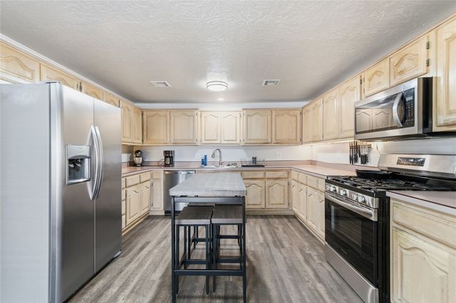 423 E Beaver Street, Jenks, OK 74037