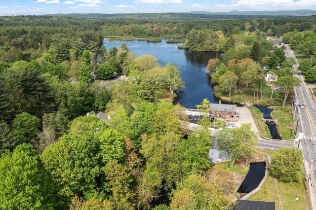 8 South Street, Townsend, MA 01469