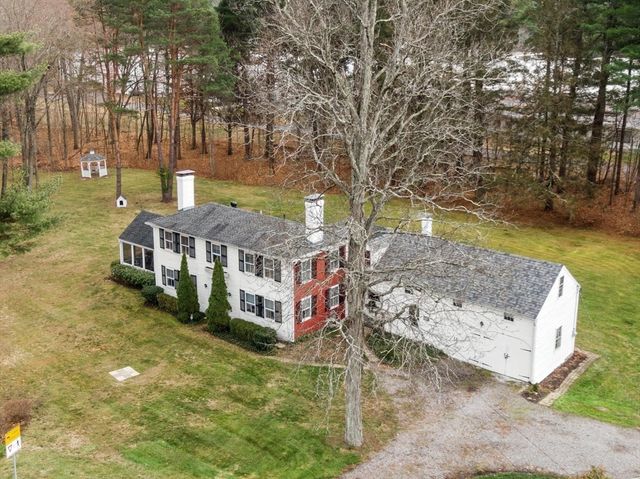 8 South Street, Townsend, MA 01469