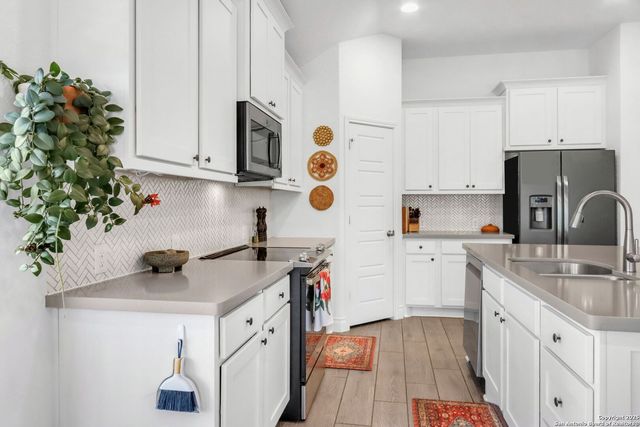 2968 Coral, Seguin, TX 78155