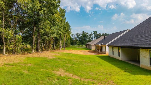 7081 Cold Creek Drive, Alexander, AR 72002