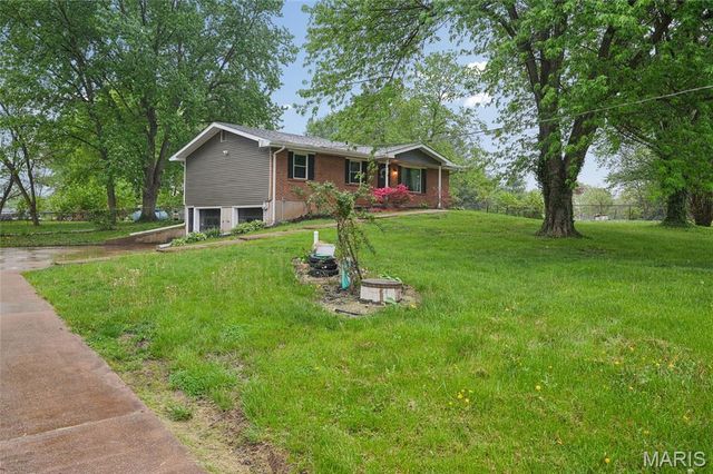 2714 Victoria Road, De Soto, MO 63028