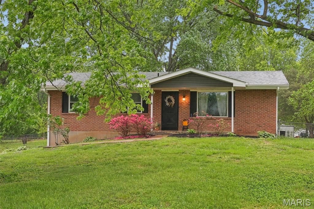 2714 Victoria Road, De Soto, MO 63028