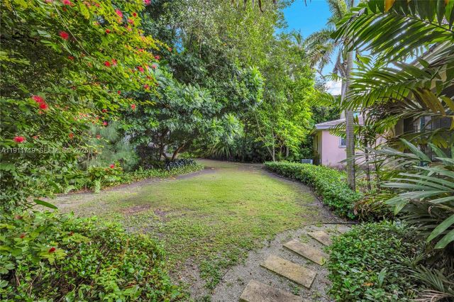 919 Tendilla Ave, Coral Gables, FL 33134