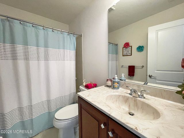 17 Gladstone Street, Forked River, NJ 08731