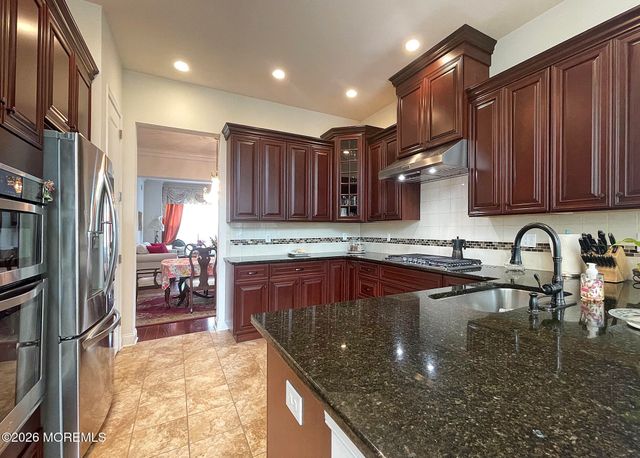 17 Gladstone Street, Forked River, NJ 08731