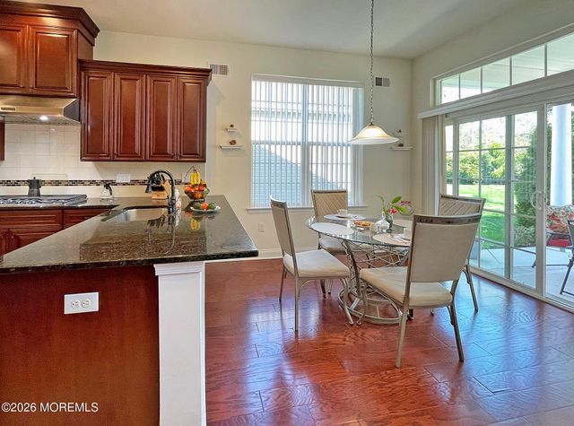 17 Gladstone Street, Forked River, NJ 08731