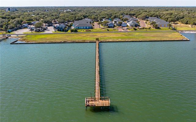 27 Primrose Dr. Dr, Rockport, TX 78382