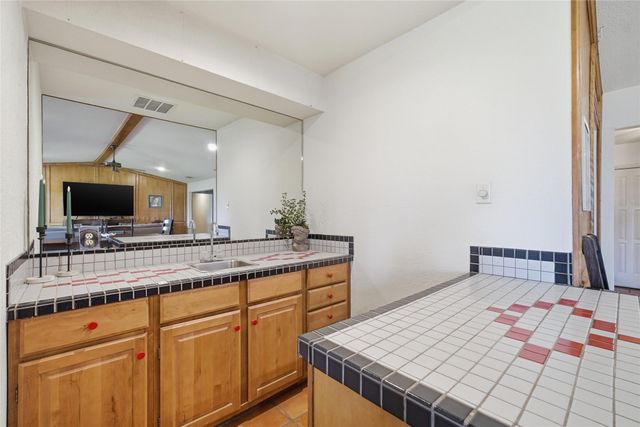 3218 Woodlake Drive, Abilene, TX 79606