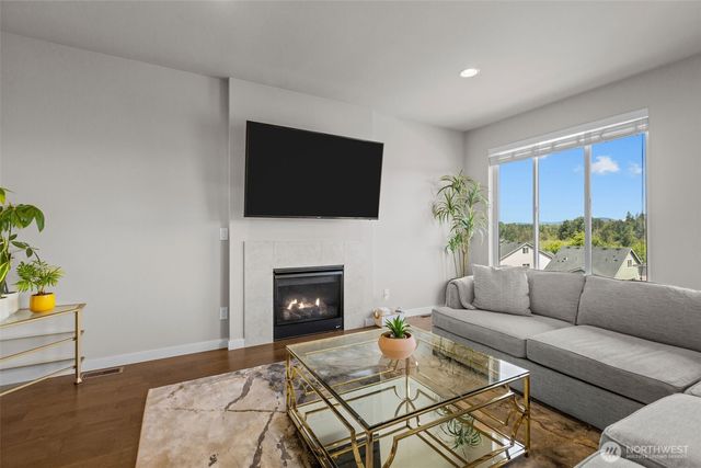 19042 123rd Avenue SE, Renton, WA 98058