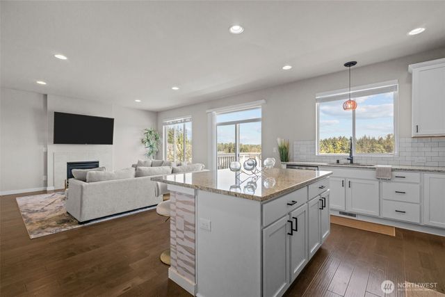 19042 123rd Avenue SE, Renton, WA 98058