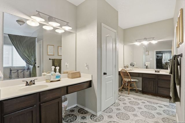 9518 Wolf Pt, San Antonio, TX 78251