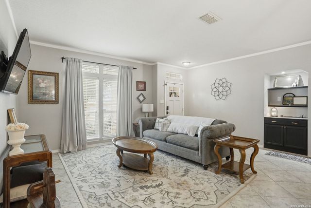 9518 Wolf Pt, San Antonio, TX 78251